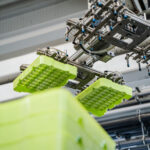 Trays Automatisierung Kompetenzen Lösungen | Kunststoff